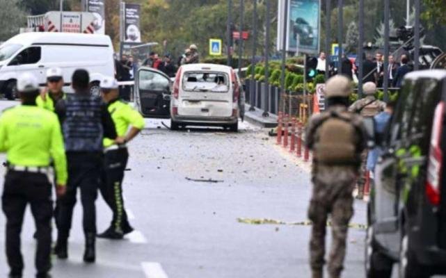 МВД Турции: На месте теракта обнаружено 9,7 кг взрывчатки С-4